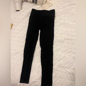 Black Lululemon leggings